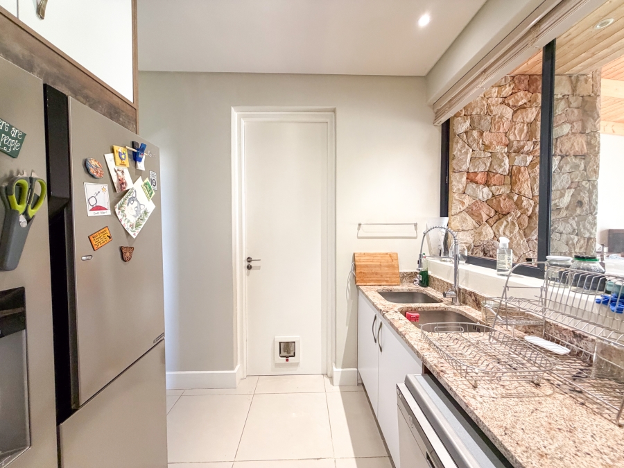 To Let 3 Bedroom Property for Rent in Stonehurst Mountain Estate Western Cape